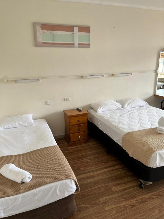 גראפטון Crown Hotel Motel מראה חיצוני תמונה