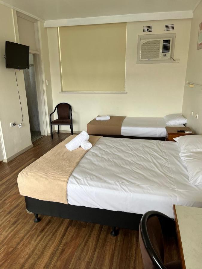 גראפטון Crown Hotel Motel חדר תמונה